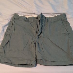 J Crew Men's Olive Stretch Chino Shorts 32"x7"